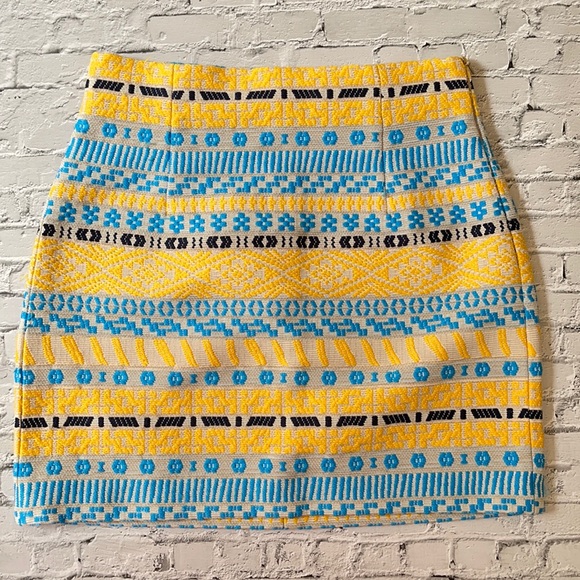 ZARA | Embroidered jacquard print mini skirt - Picture 3 of 11